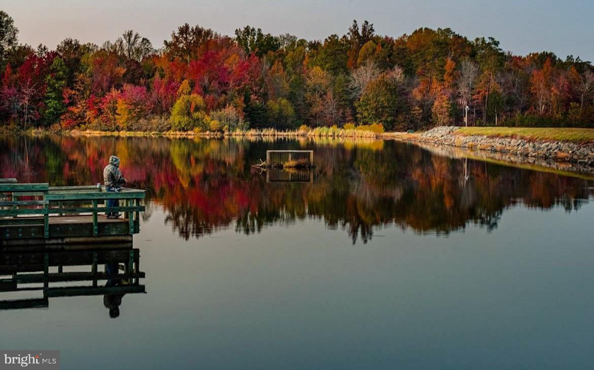 4494 Corral Road Warrenton, VA 20187 - Photo 41 of 42 Neighborhood Lake