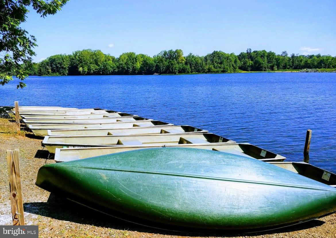 4494 Corral Road Warrenton, VA 20187 - Photo 42 of 42 Neighborhood Lake
