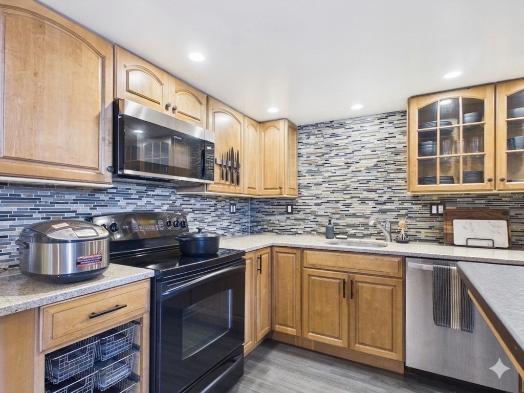 85 Brainerd Road, Unit 505 Boston, MA 02134 - Photo 6 of 27