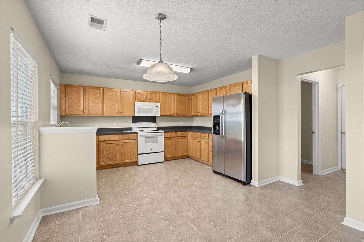 1147 Deerberry Road Hanahan, SC 29410 - Photo 14 of 33 14