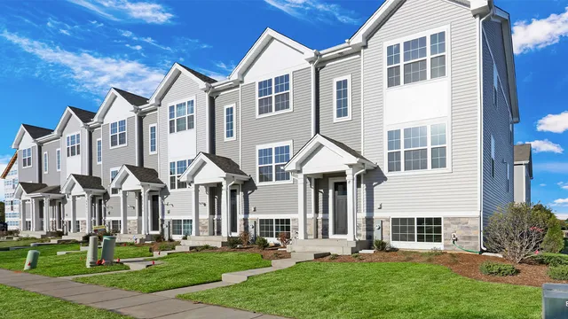 $314,990 | 6510 Linden Trail, Unit A, Wonder Lake, IL 60097