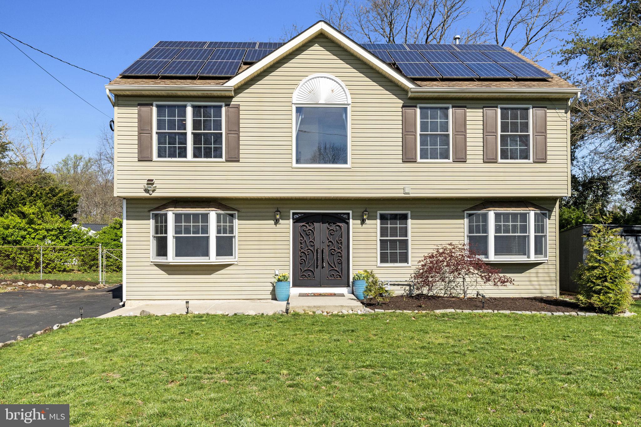 329 Maple Road Mount Laurel, NJ 08054 - Photo 1 of 38