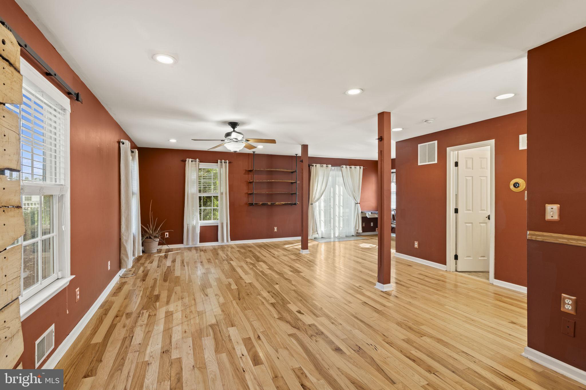 329 Maple Road Mount Laurel, NJ 08054 - Photo 6 of 38