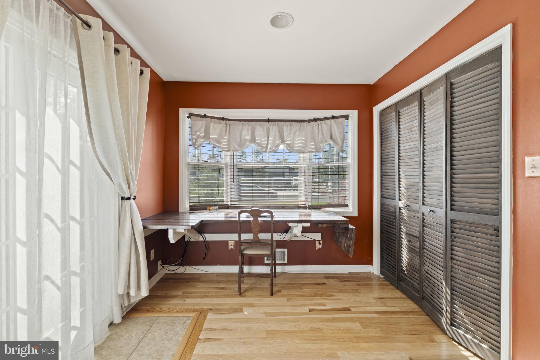 329 Maple Road Mount Laurel, NJ 08054 - Photo 8 of 38