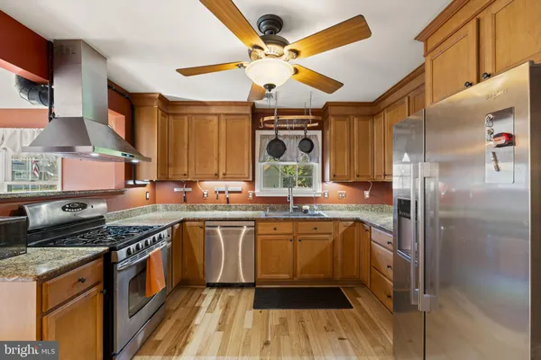 $499,900 | 329 Maple Road, Mount Laurel, NJ 08054