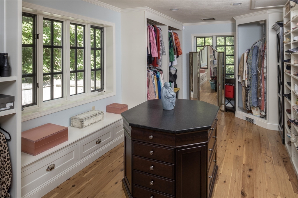 4 Pinecrest Road Hingham, MA 02043 - Photo 12 of 37 Gallery Image 12