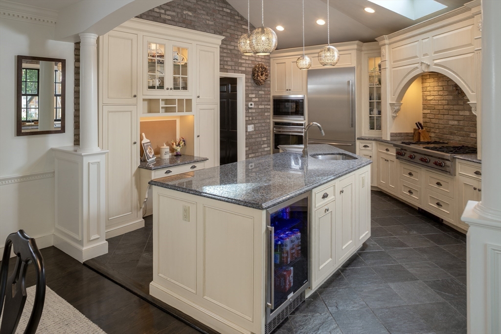 4 Pinecrest Road Hingham, MA 02043 - Photo 19 of 37 Gallery Image 19