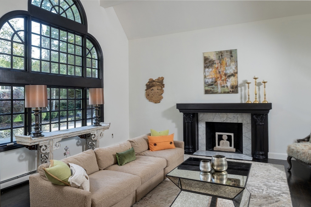 4 Pinecrest Road Hingham, MA 02043 - Photo 10 of 37 Gallery Image 10