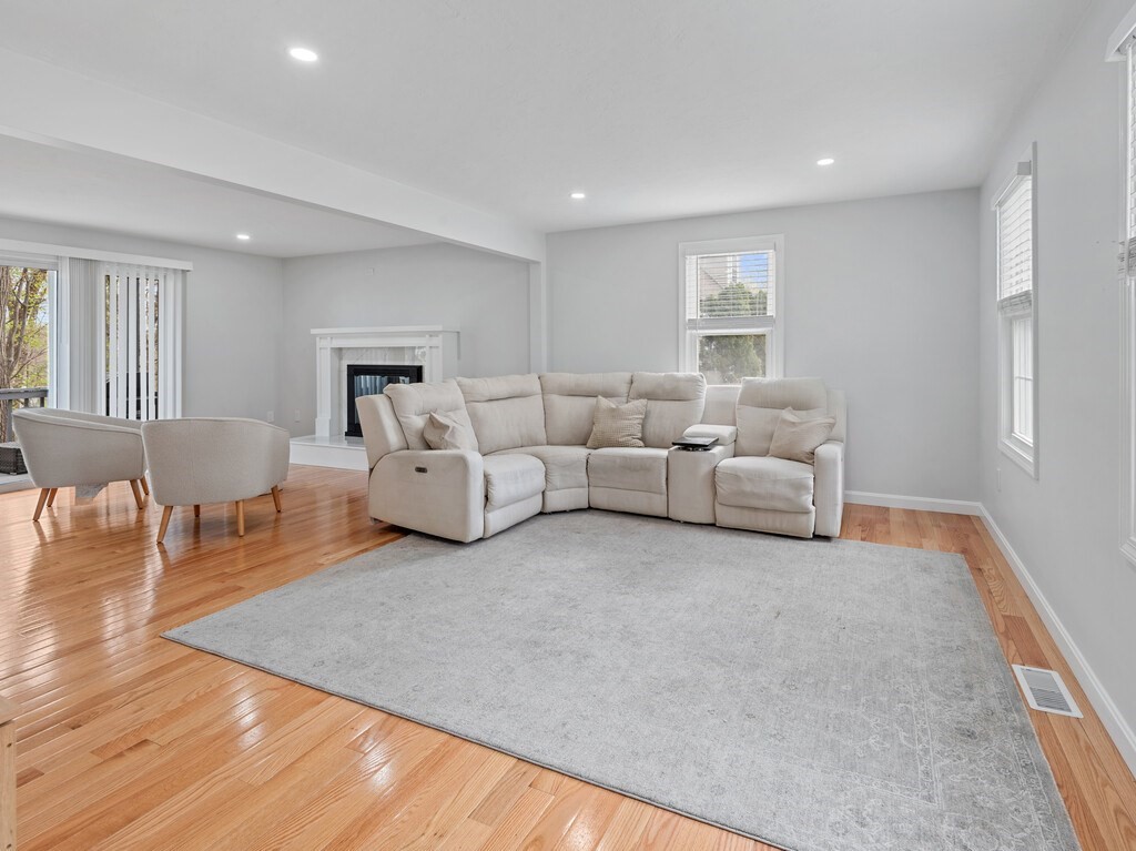 2 Stringer Dam Road Shrewsbury, MA 01545 - Photo 7 of 35 a living room with furniture