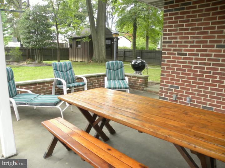 268 Rambling Way Springfield, PA 19064 - Photo 17 of 18 Patio