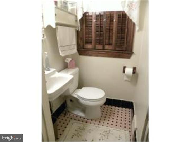 268 Rambling Way Springfield, PA 19064 - Photo 10 of 18 Half Bath