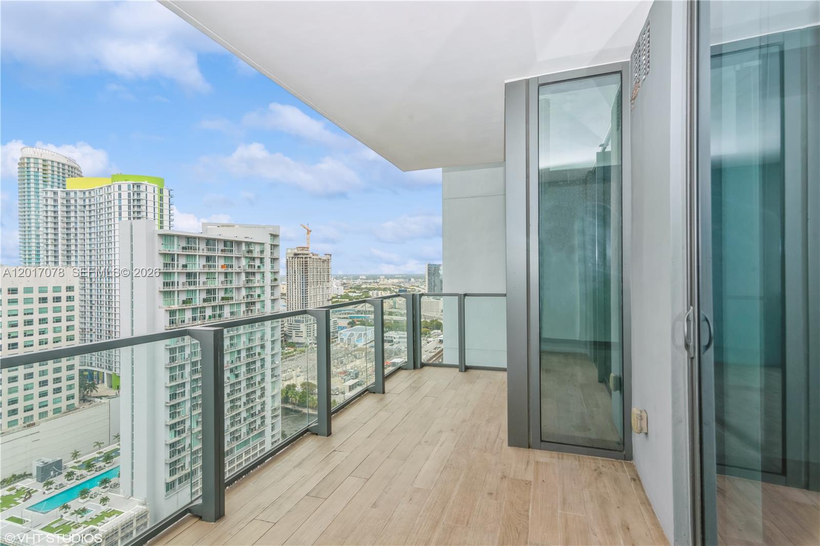 88 Southwest 7th Street, Unit 2508 Miami, FL 33130 - Photo 15 of 18 a view of balcony with city view