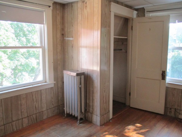 56 June Street Worcester, MA 01602 - Photo 12 of 20 Gallery Image 12