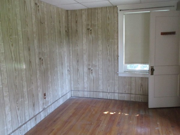 56 June Street Worcester, MA 01602 - Photo 13 of 20 Gallery Image 13