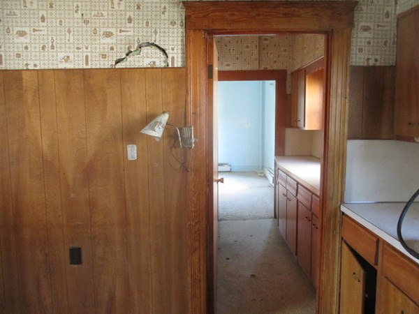 56 June Street Worcester, MA 01602 - Photo 8 of 20 Gallery Image 8