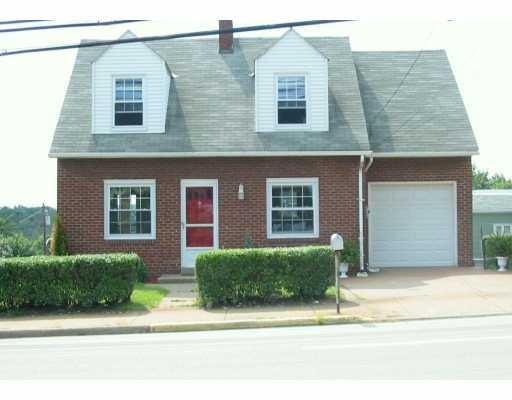 1811 Pine Hollow Road McKees Rocks, PA 15136 - Photo 1 of 8 Exterior Front.