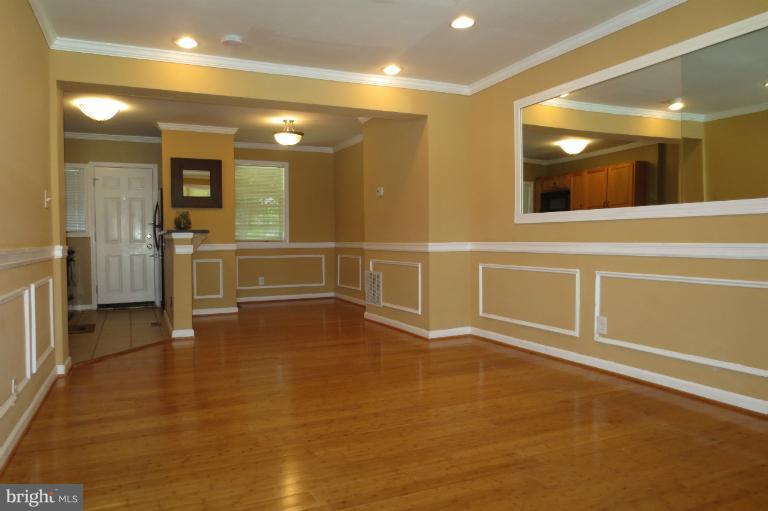 4107 Mountwood Road Baltimore, MD 21229 - Photo 11 of 22 New Hardwood Floors!