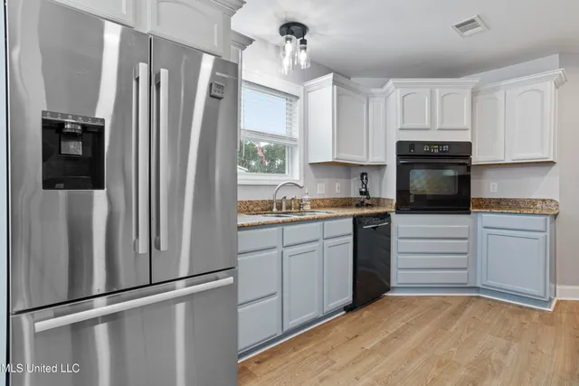 $269,400 | 514 Royal Oak, Pass Christian, MS 39571