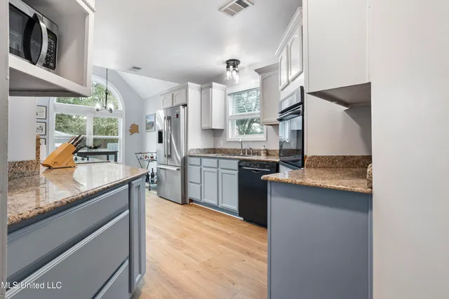 $269,400 | 514 Royal Oak, Pass Christian, MS 39571