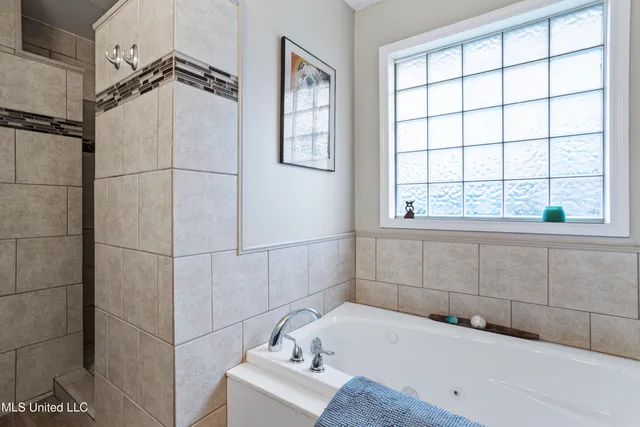 $269,400 | 514 Royal Oak, Pass Christian, MS 39571