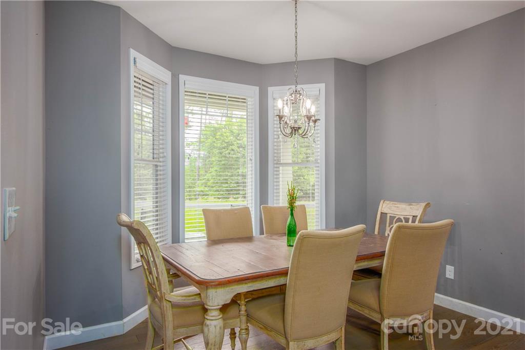 358 West Lake Road Marion, NC 28752 - Photo 4 of 14 Gallery Image 4