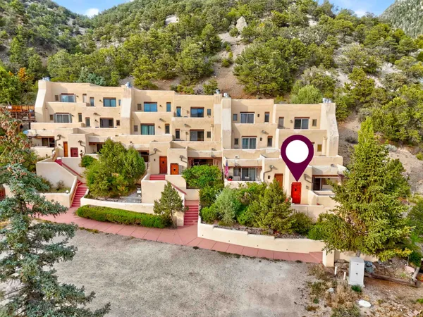 $425,000 | 15 Canada Del Agua Road, Unit 8, Valdez, NM 87580