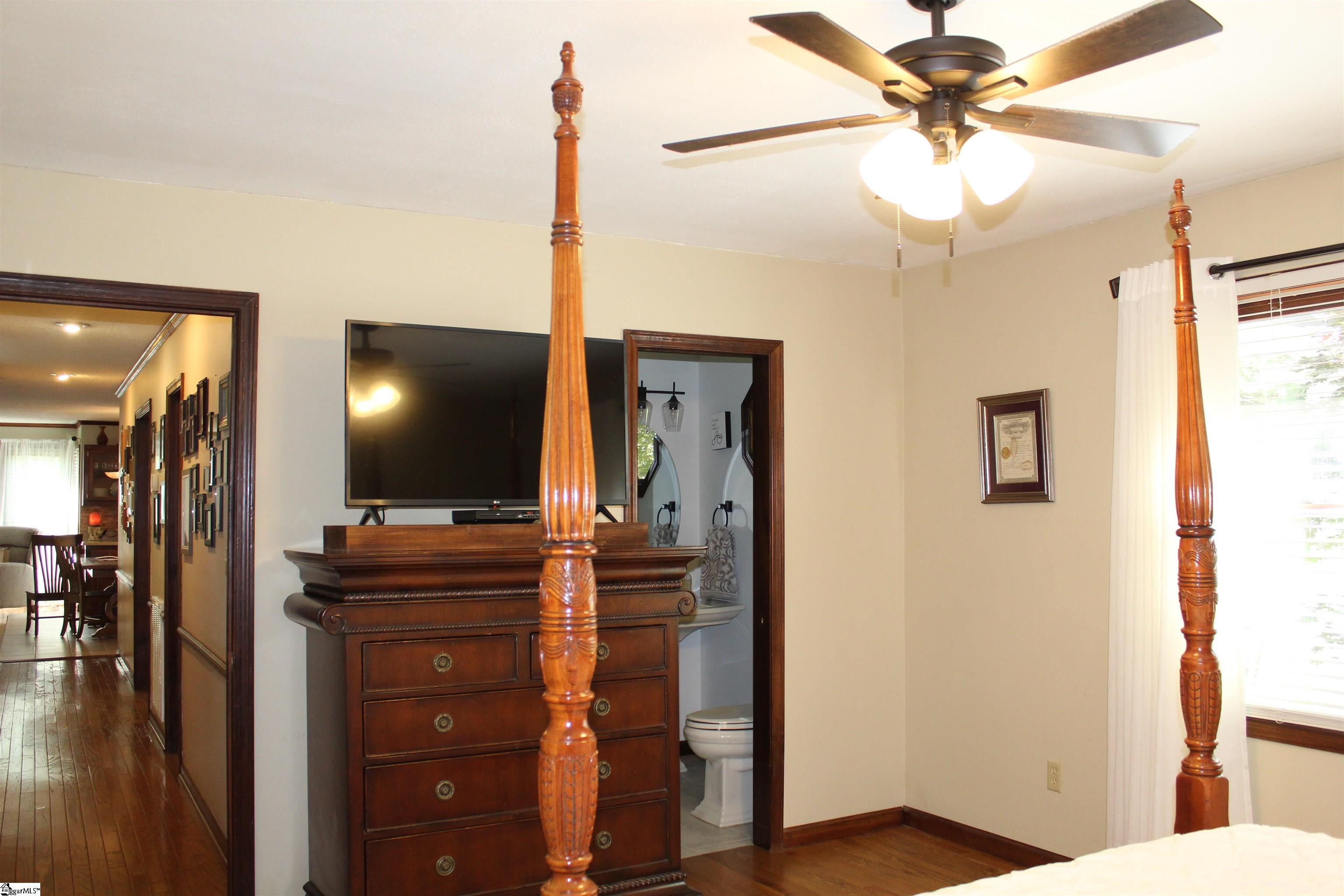 409 Timber Road Piedmont, SC 29673 - Photo 12 of 31 Gallery Image 12
