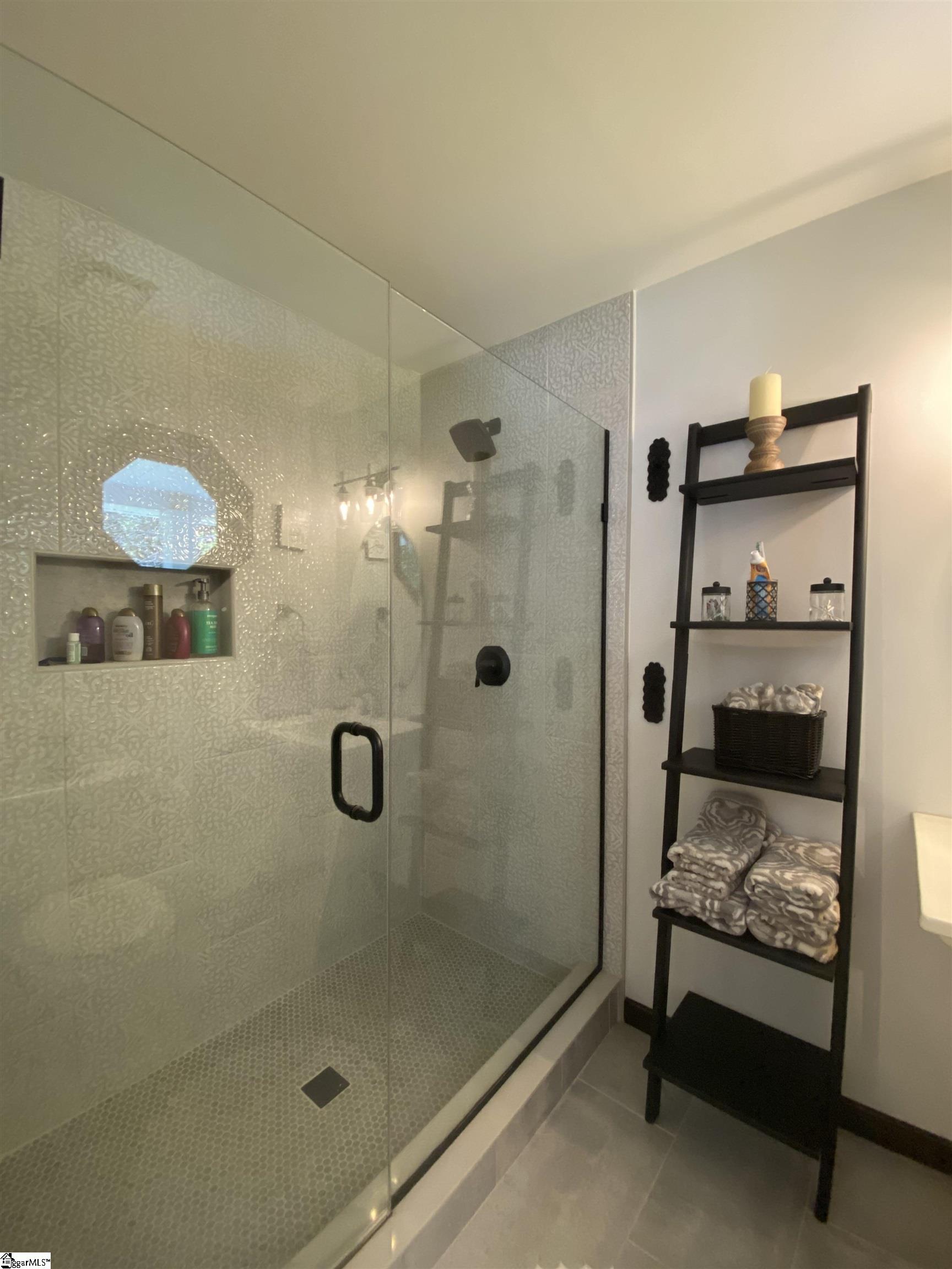 409 Timber Road Piedmont, SC 29673 - Photo 13 of 31 Gallery Image 13