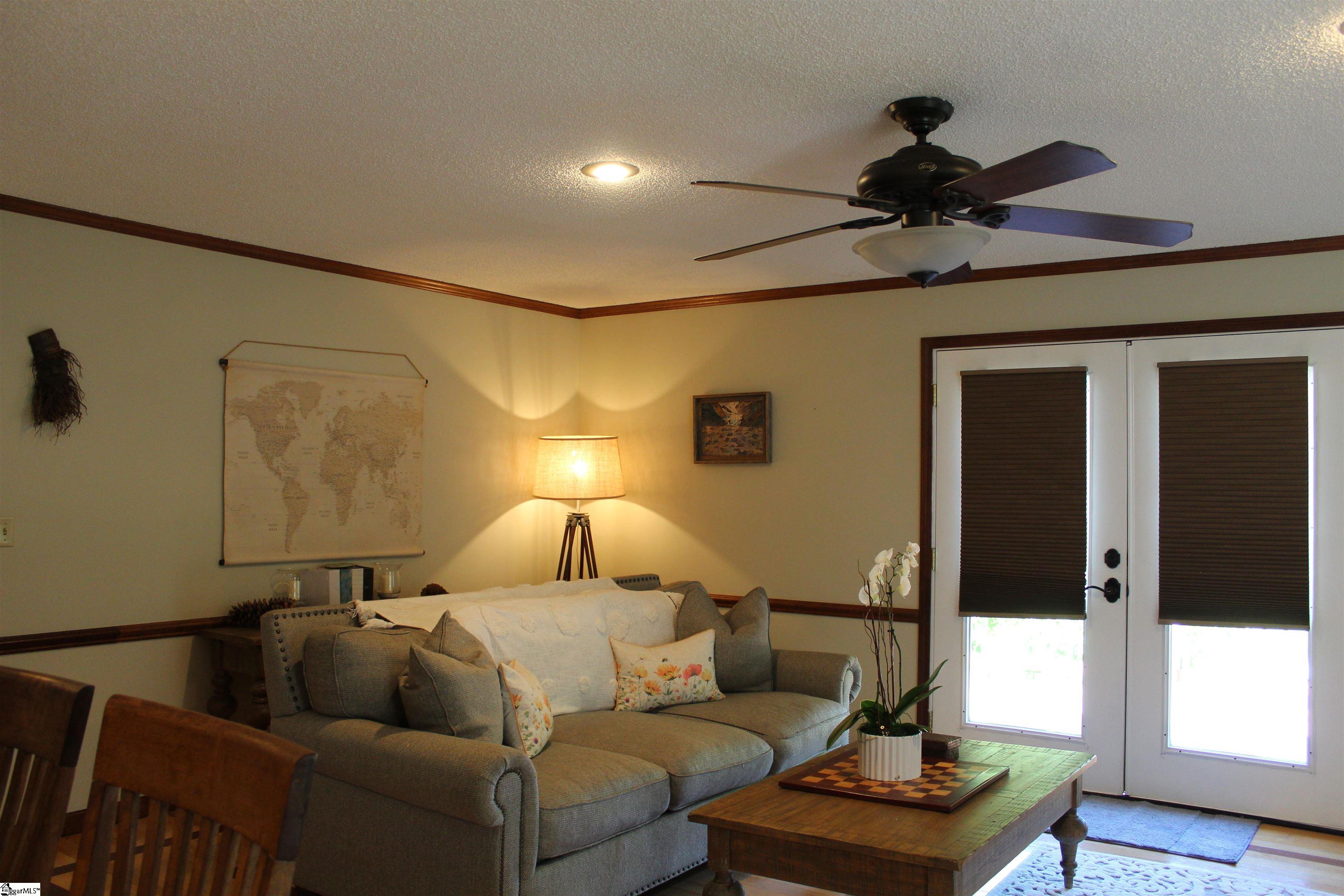 409 Timber Road Piedmont, SC 29673 - Photo 10 of 31 Gallery Image 10