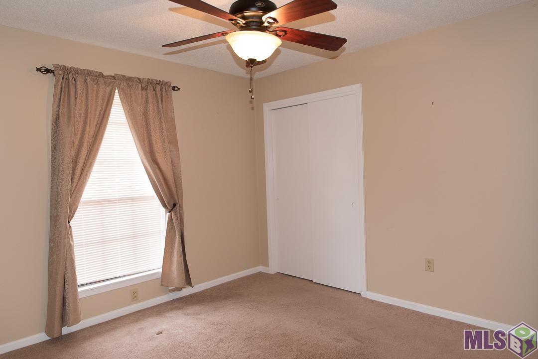 9588 Hyacinth Avenue Baton Rouge, LA 70810 - Photo 14 of 17 Gallery Image 14