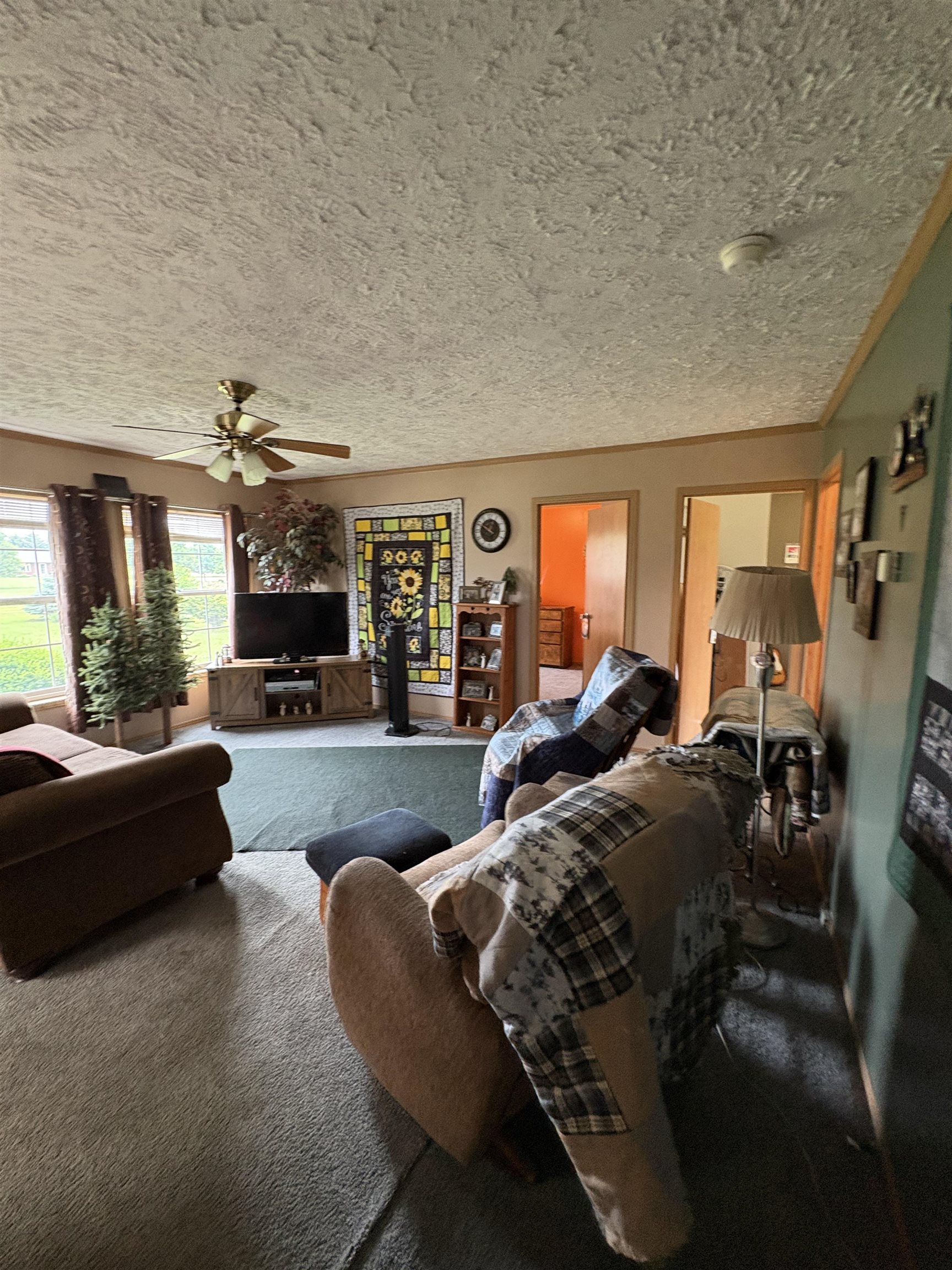 9233 West Gary Road Chesaning, MI 48616 - Photo 3 of 22 50178202-f9a8fd75-4103-4be4-aa10-979262f4fe03.JPG