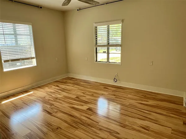 $2,000 | 412 West Croslin Street, Unit A, Austin, TX 78752