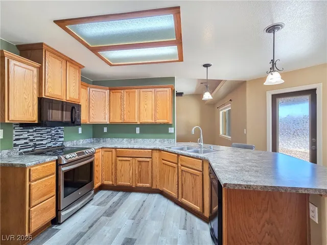 $414,900 | 190 Mondale Court, Pahrump, NV 89048