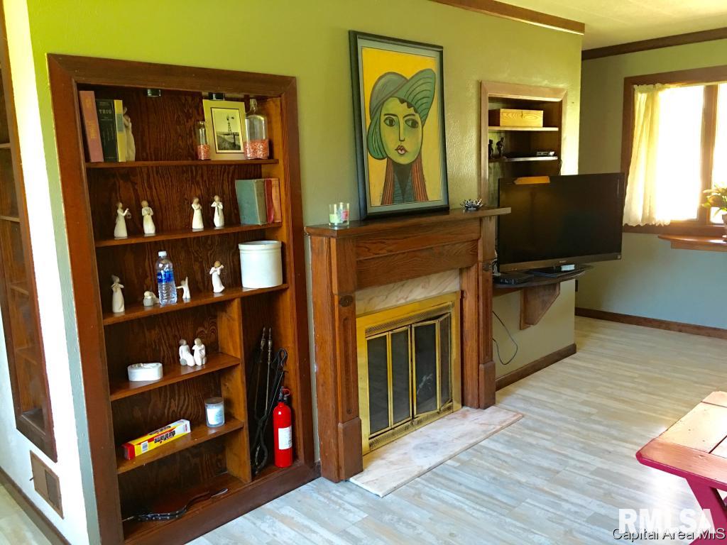 17561 Old Fairgrounds Road Petersburg, IL 62675 - Photo 21 of 33 Gallery Image 21