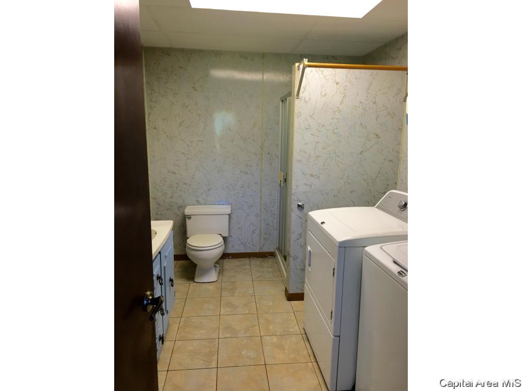 17561 Old Fairgrounds Road Petersburg, IL 62675 - Photo 28 of 33 Gallery Image 28