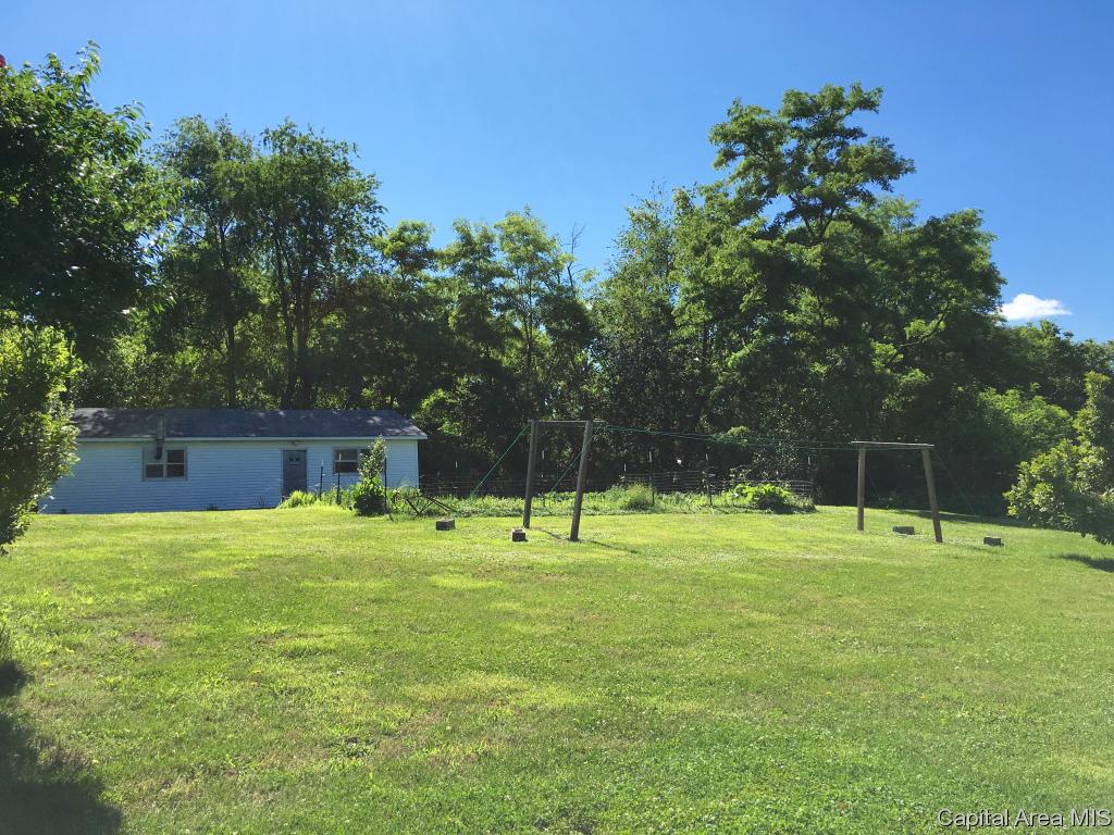 17561 Old Fairgrounds Road Petersburg, IL 62675 - Photo 10 of 33 Gallery Image 10
