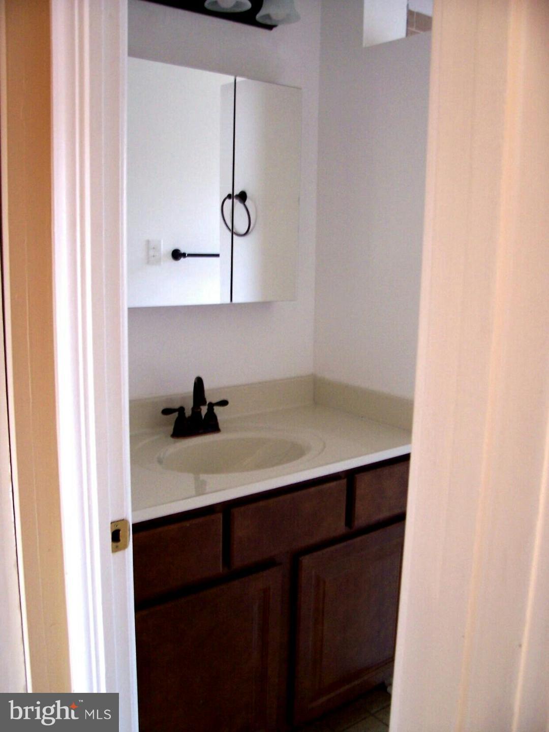5523 Whitwood Road Baltimore, MD 21206 - Photo 12 of 18 Gallery Image 12
