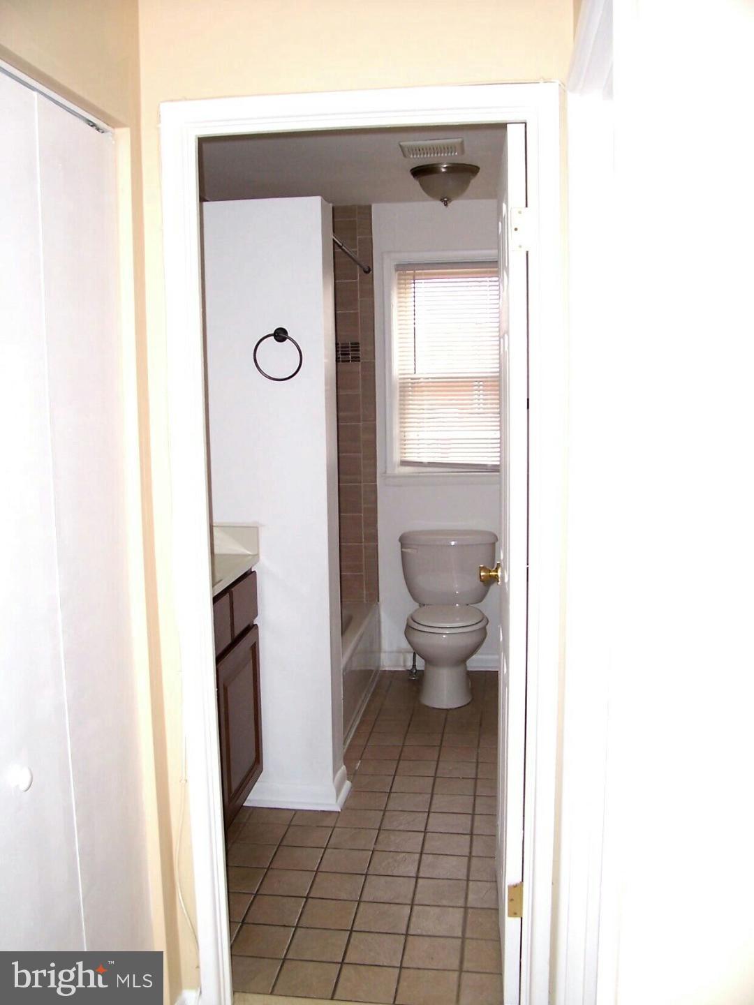 5523 Whitwood Road Baltimore, MD 21206 - Photo 13 of 18 Gallery Image 13