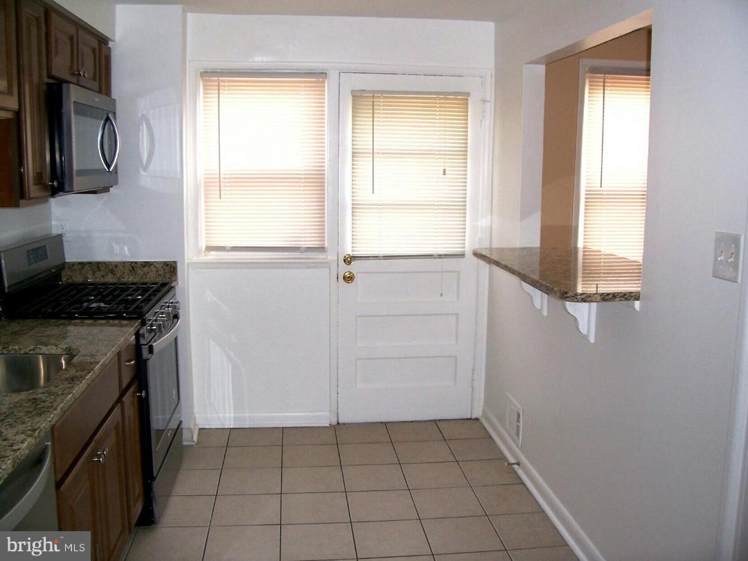 5523 Whitwood Road Baltimore, MD 21206 - Photo 5 of 18 Gallery Image 5