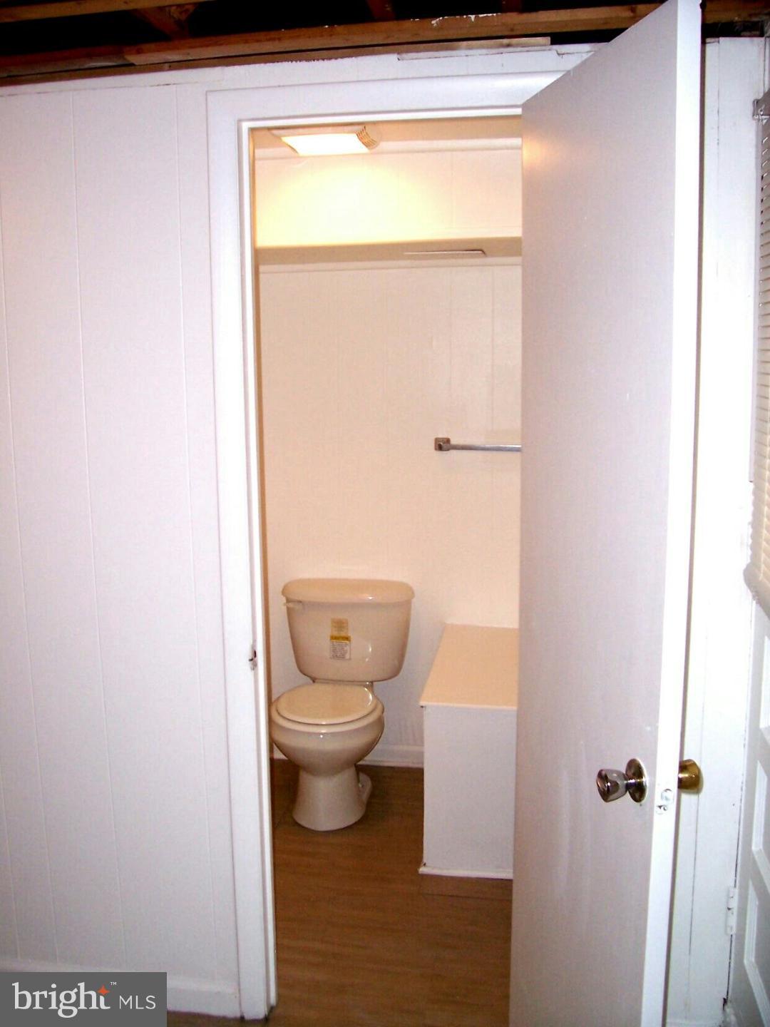 5523 Whitwood Road Baltimore, MD 21206 - Photo 7 of 18 Gallery Image 7