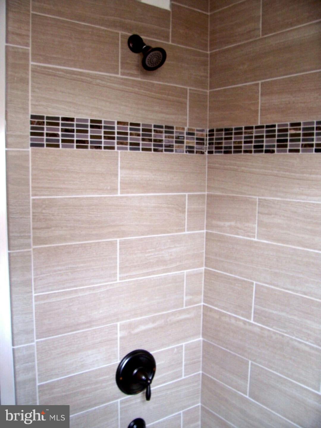 5523 Whitwood Road Baltimore, MD 21206 - Photo 10 of 18 Gallery Image 10