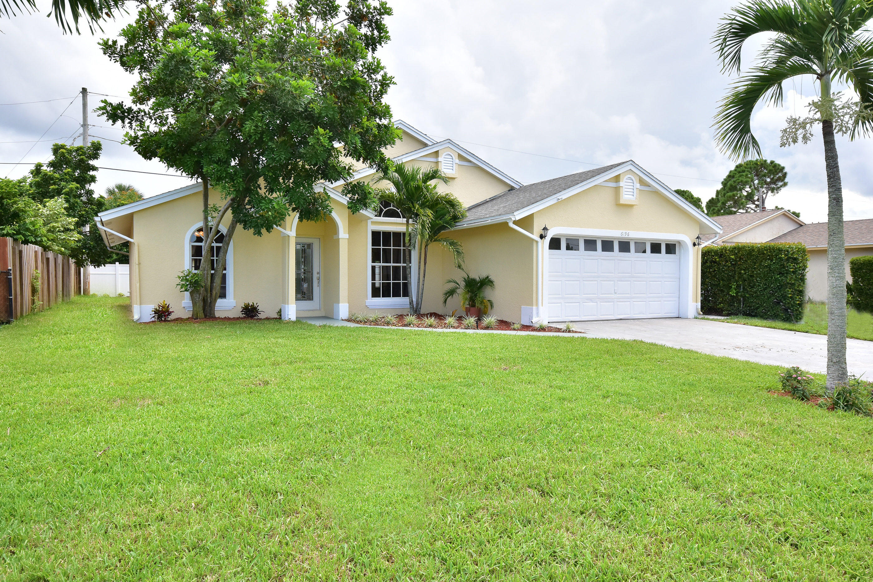 6196 Adams Street Jupiter, FL 33458 - Photo 26 of 26 Front of House