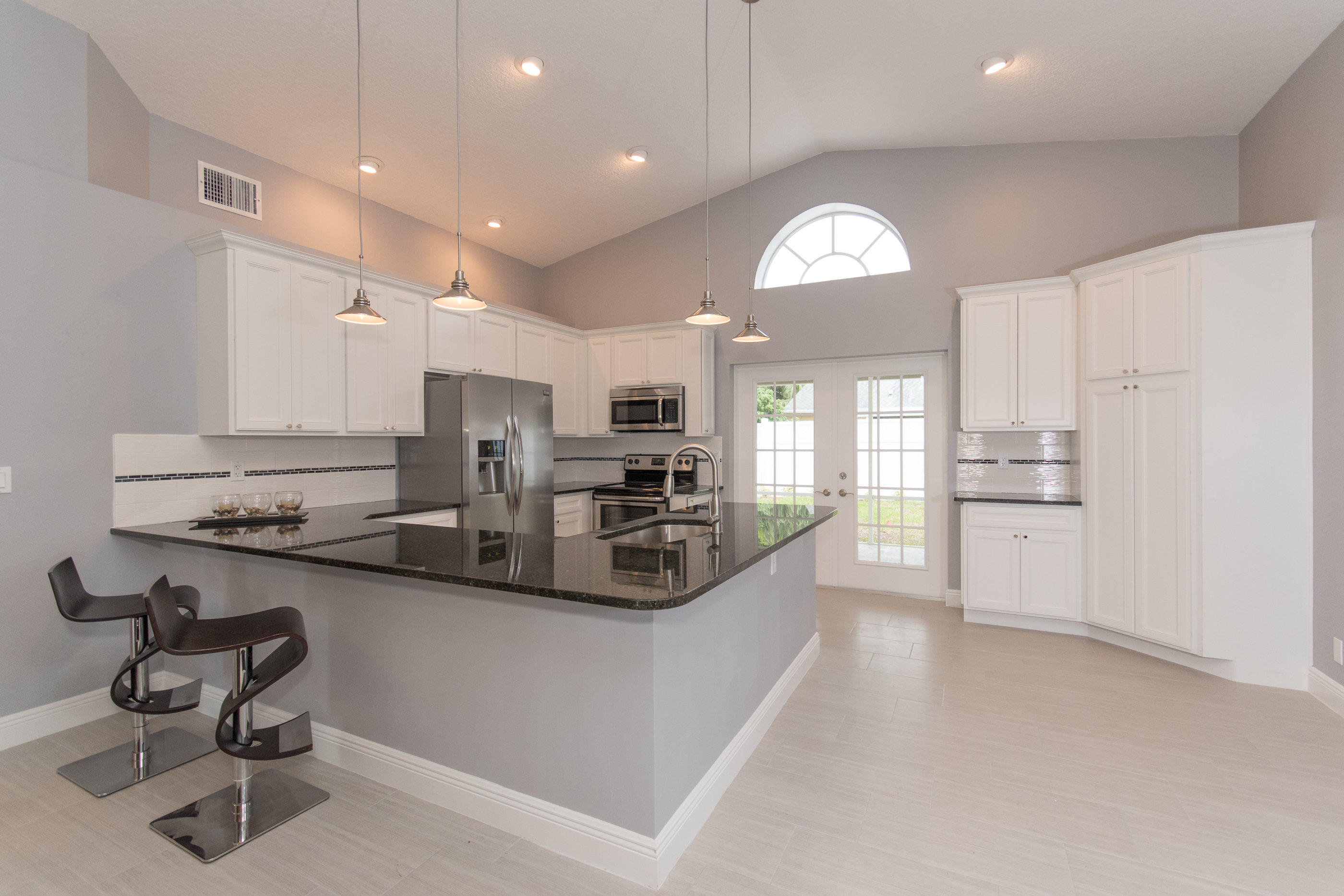 6196 Adams Street Jupiter, FL 33458 - Photo 8 of 26 Kitchen