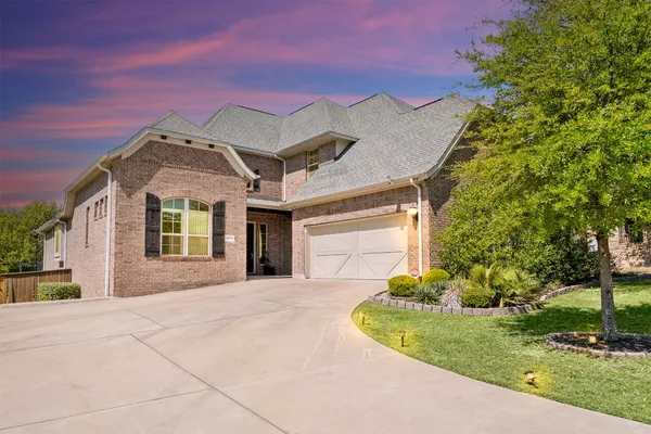 $1,050,000 | 5304 Via Besso Drive, Bee Cave, TX 78738