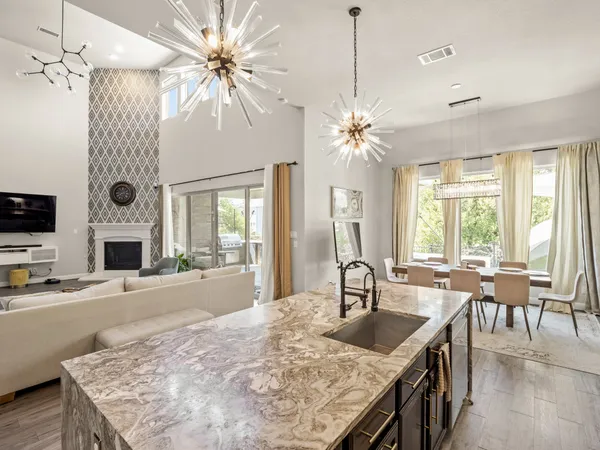 $1,050,000 | 5304 Via Besso Drive, Bee Cave, TX 78738