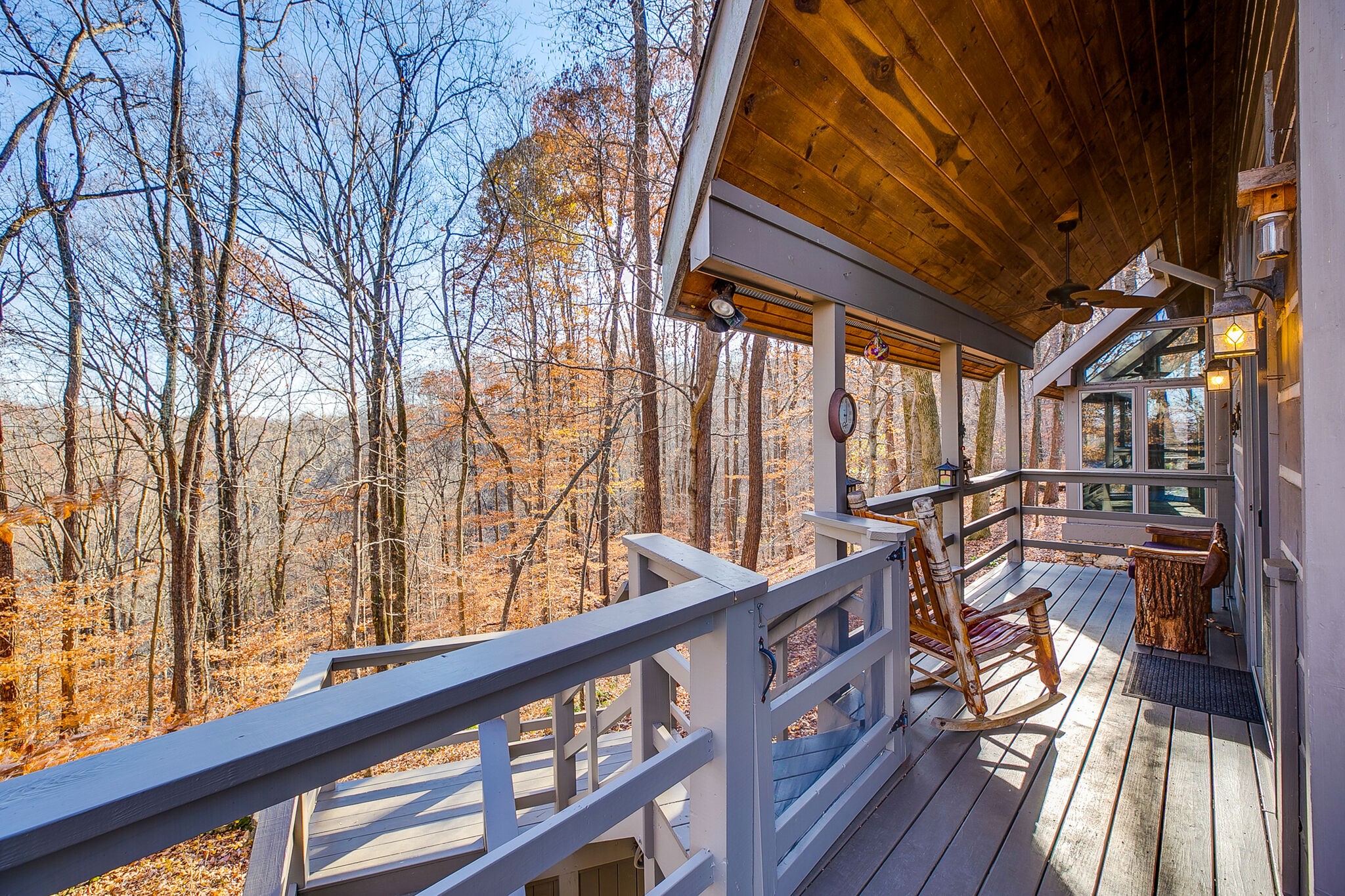 660 Rocky Top Road Sparta, TN 38583 - Photo 11 of 39 a view of balcony with furniture and wooden floor