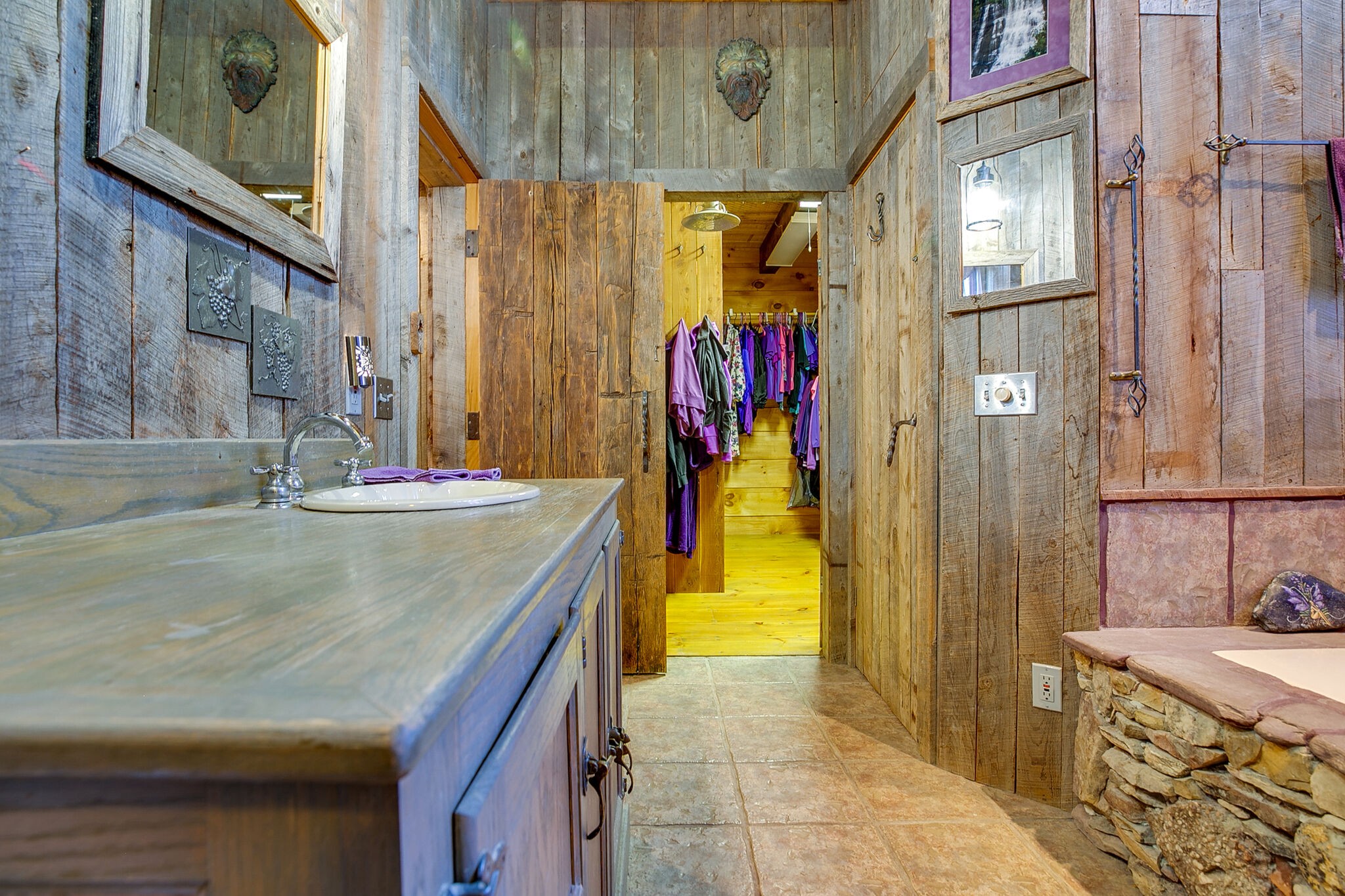 660 Rocky Top Road Sparta, TN 38583 - Photo 27 of 39 a view of walk in closet