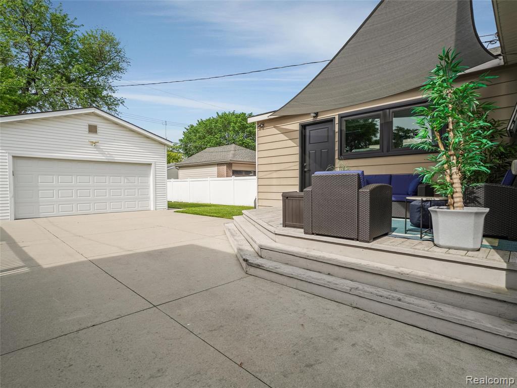 1323 Ruffner Avenue Birmingham, MI 48009 - Photo 26 of 26