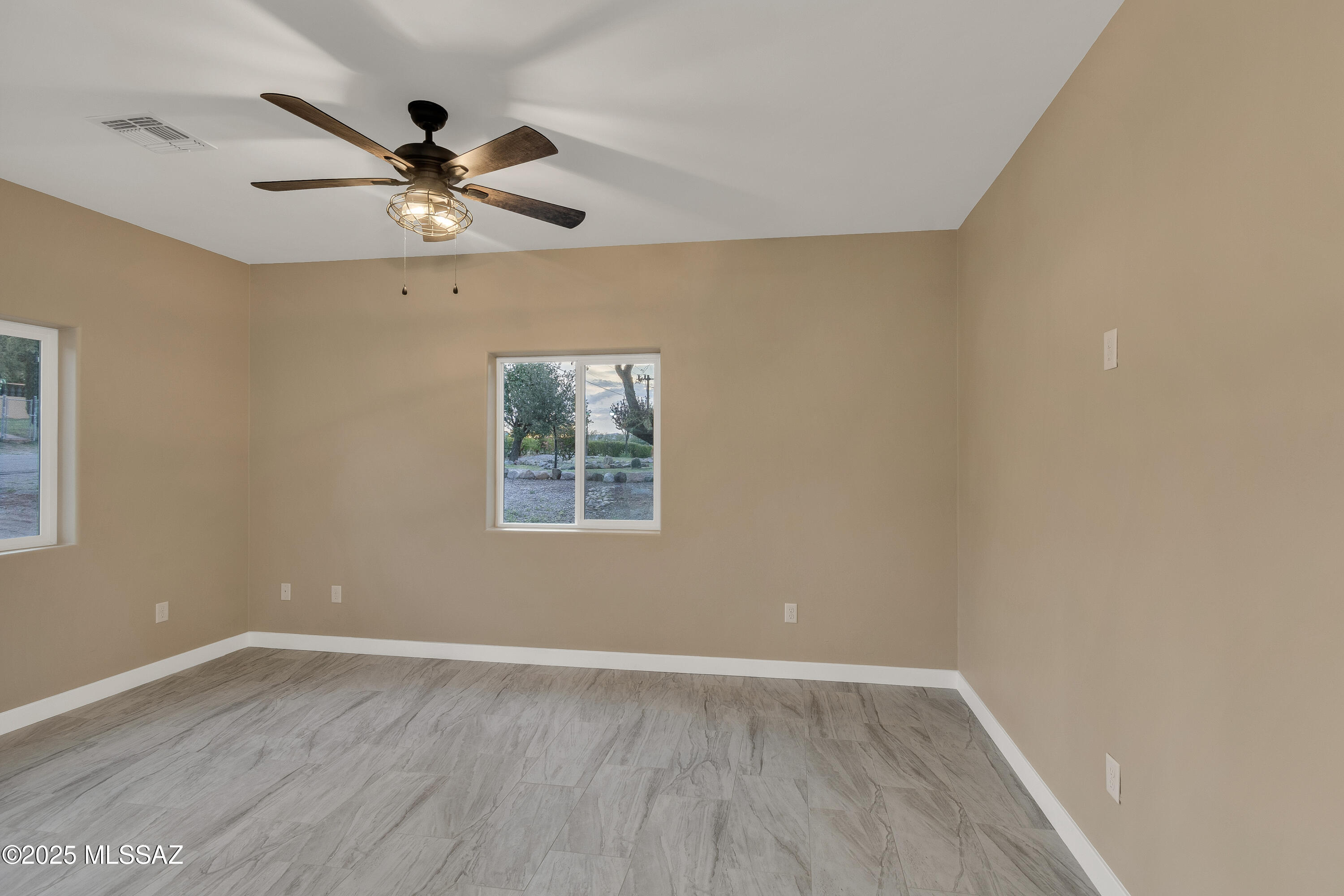 885 Via Rosamorada Rio Rico, AZ 85648 - Photo 19 of 46