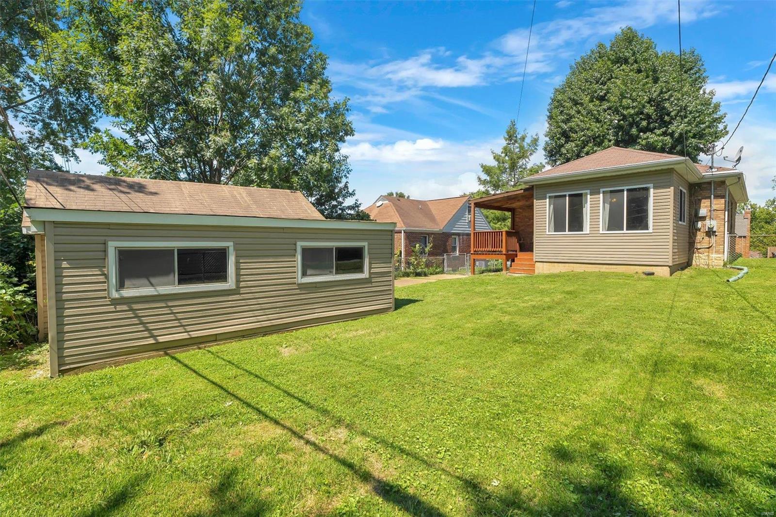 2724 Granda Drive St. Louis, MO 63125 - Photo 28 of 29